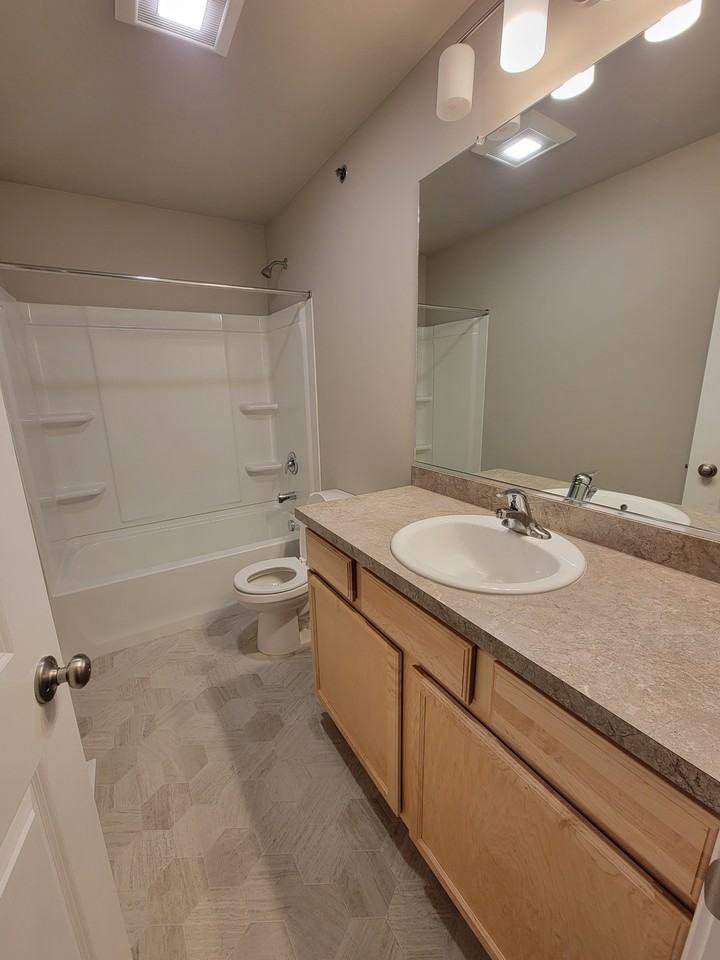 701 E 78th Ave #705 - Photo 7 of 15