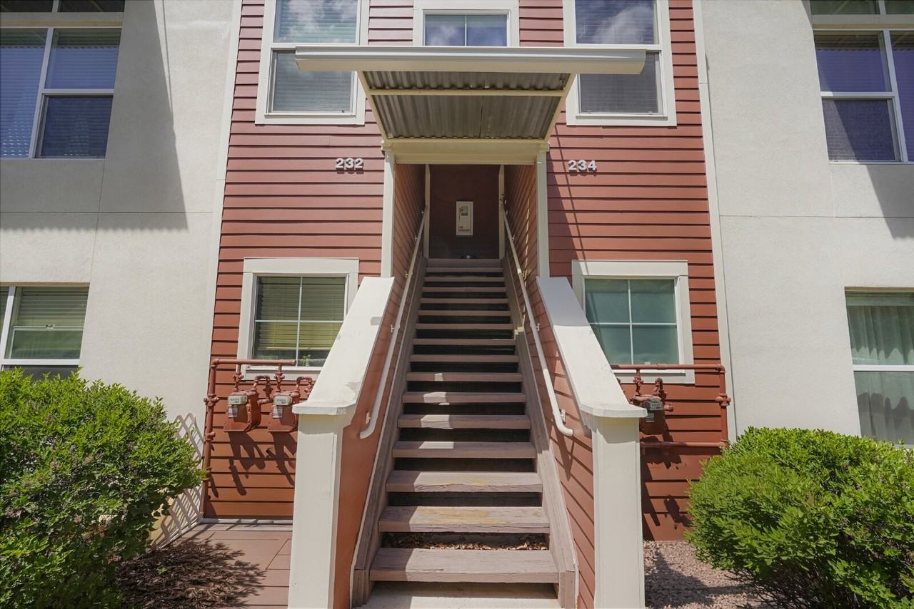 2819 Syracuse Ct #232 - Photo 2 of 20