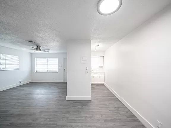 4140 Sw 24th Ct #1 - Photo 5 of 6