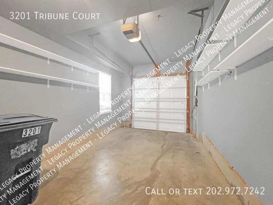 3201 Tribune Ct - Photo 3 of 25
