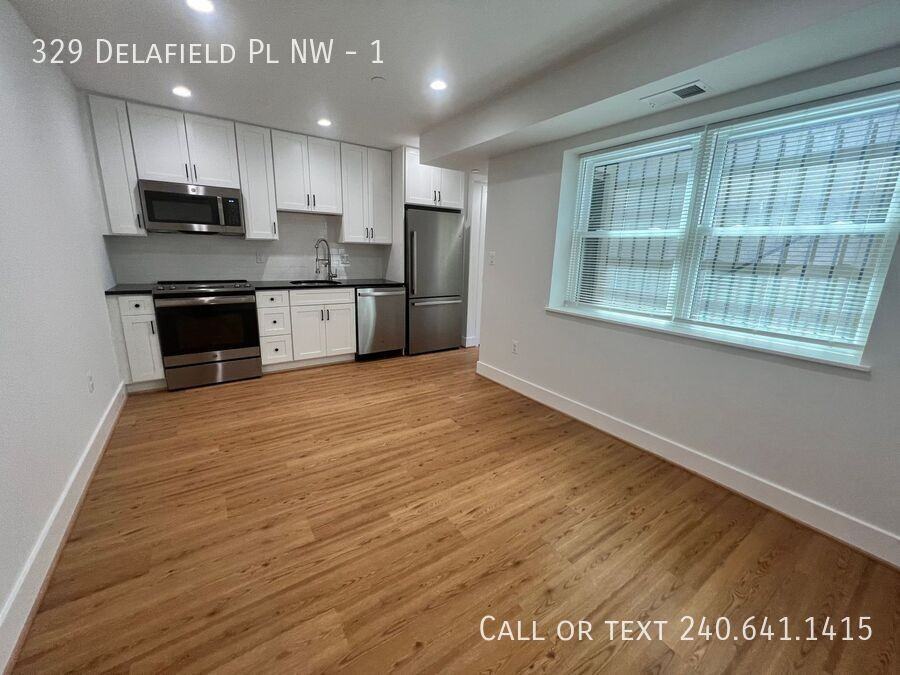 329 Delafield Pl Nw #1 - Photo 4 of 15