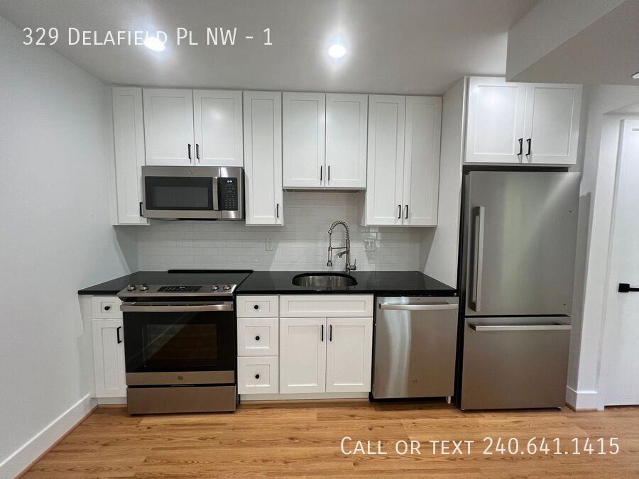 329 Delafield Pl Nw #1 - Photo 5 of 15