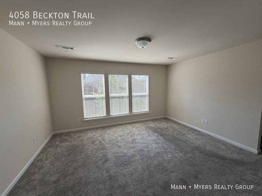 4058 Beckton Trl - Photo 6 of 14