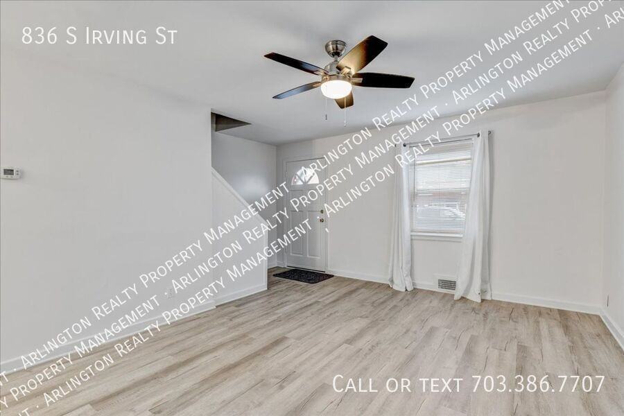 836 S Irving St - Photo 4 of 16