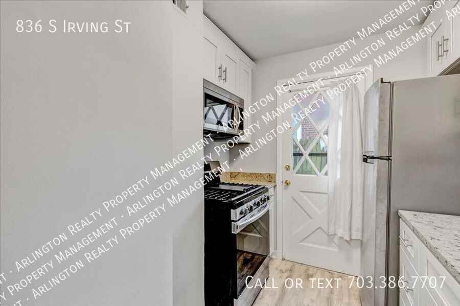 836 S Irving St - Photo 7 of 16