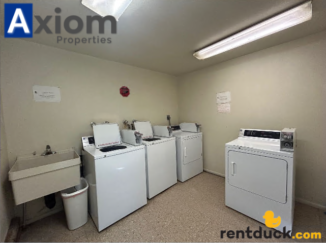 2147 Marigold St - Photo 6 of 25