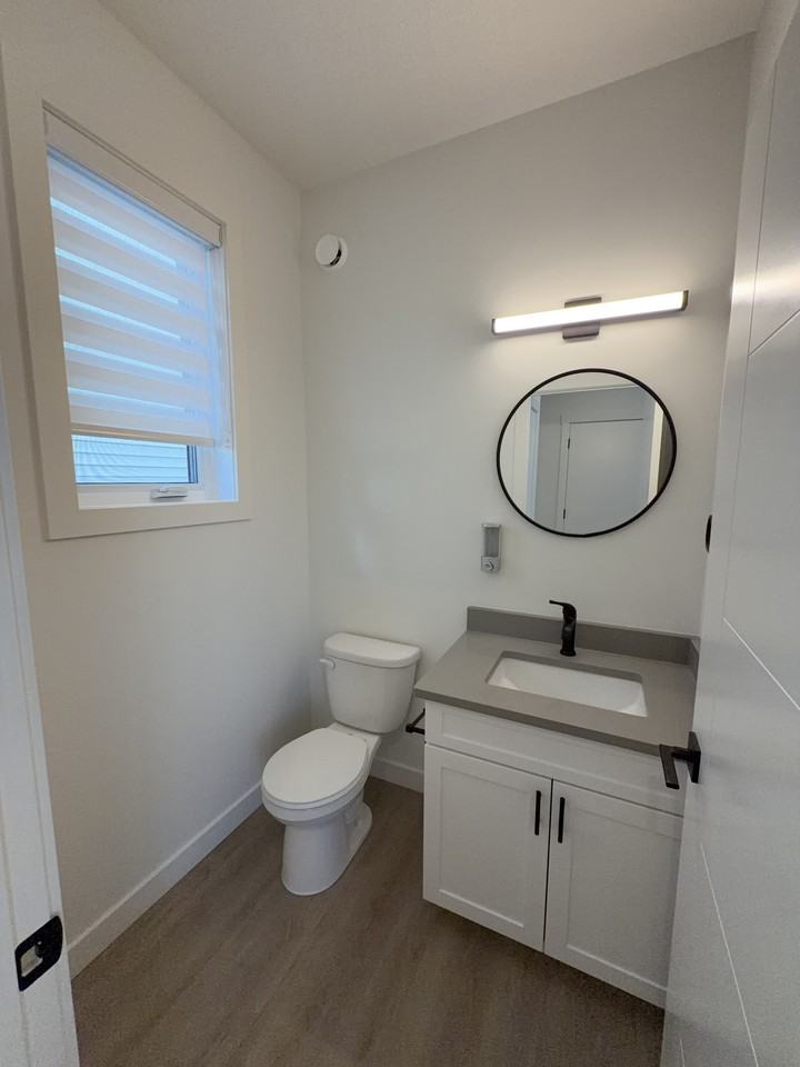 9636 160 St Nw #1 - Photo 7 of 43
