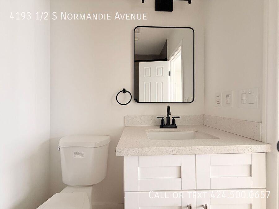 4193 1/2 S Normandie Ave - Photo 7 of 14
