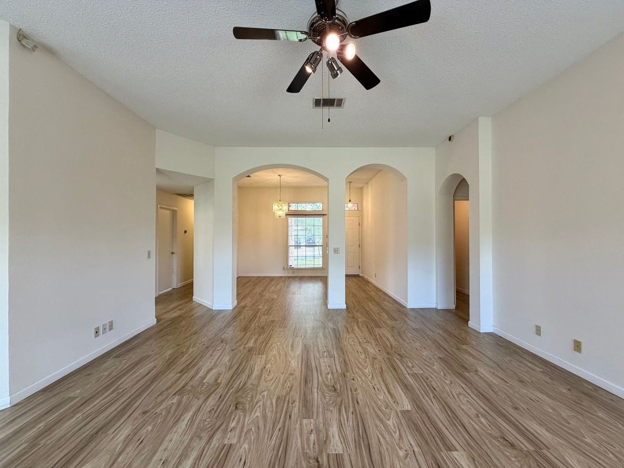 2200 Emmett Pkwy - Photo 6 of 29