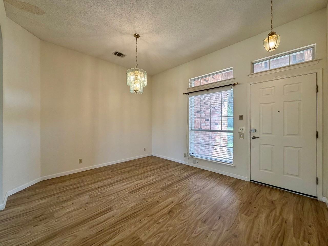 2200 Emmett Pkwy - Photo 3 of 29