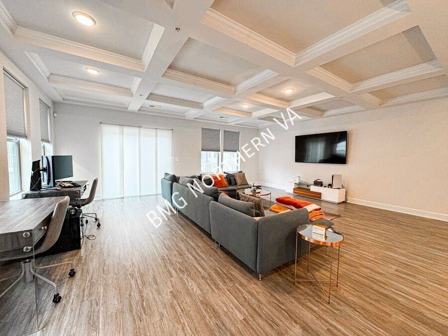 10336 Ratcliffe Trl - Photo 4 of 35