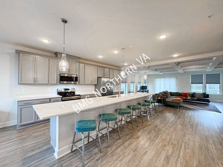 10336 Ratcliffe Trl - Photo 7 of 35
