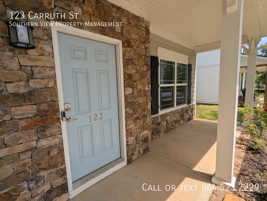 123 Carruth St - Photo 2 of 29