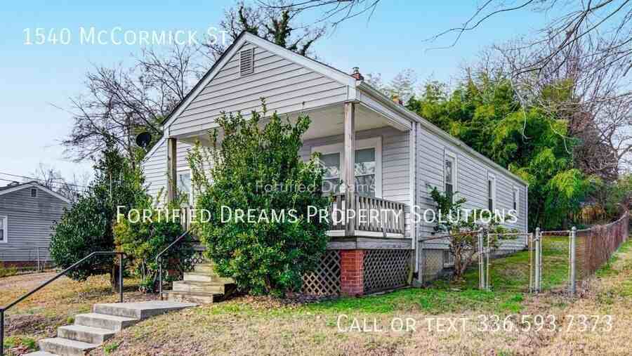 1540 Mccormick St - Photo 2 of 21