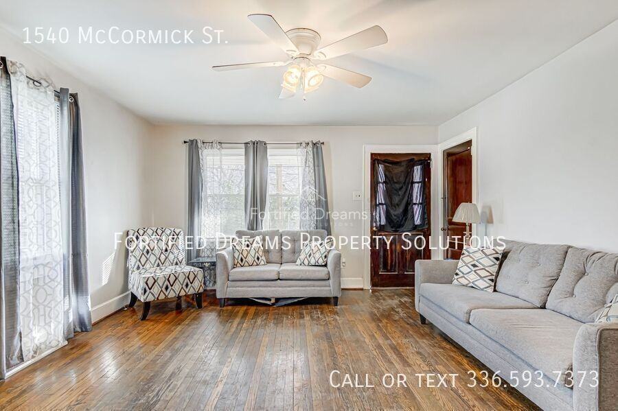 1540 Mccormick St - Photo 4 of 21