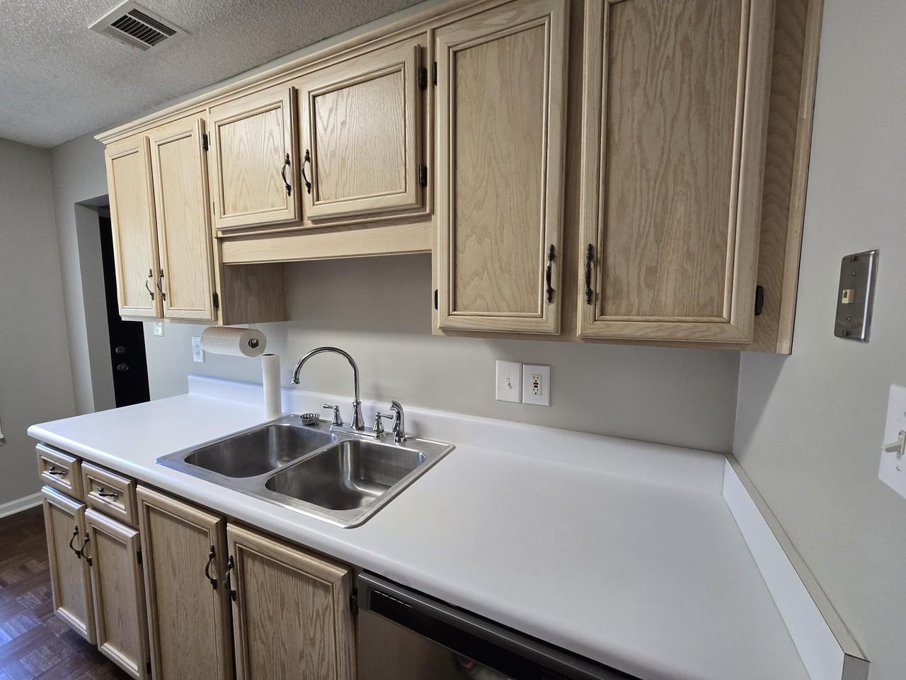 107 Raintree Ct - Photo 4 of 26