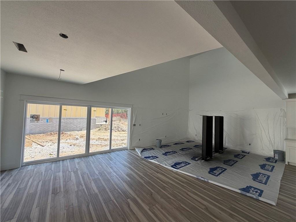 906 N Sang Ave - Photo 4 of 34