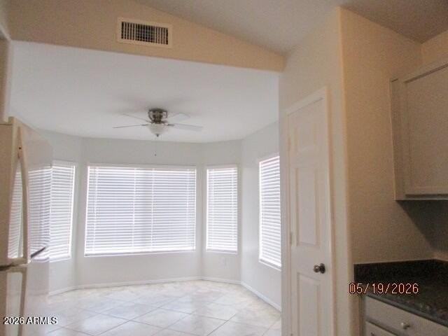 5763 W Freeway Ln - Photo 4 of 17