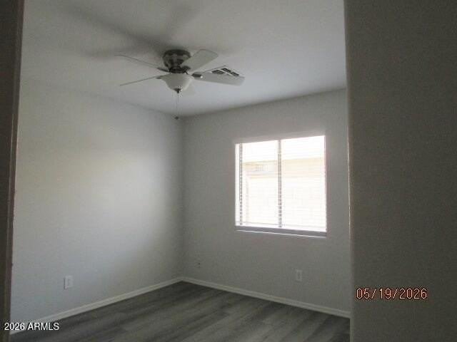 5763 W Freeway Ln - Photo 7 of 17