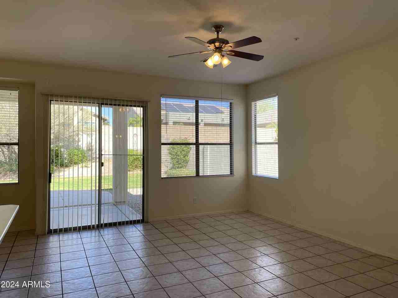 7322 E Gallego Ln - Photo 6 of 33