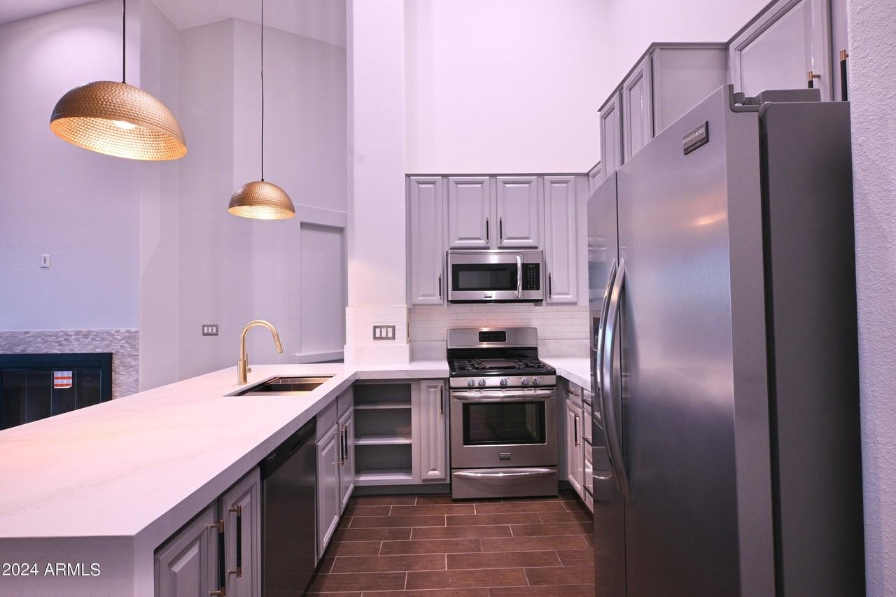 7580 E Earll Dr #84 - Photo 7 of 32