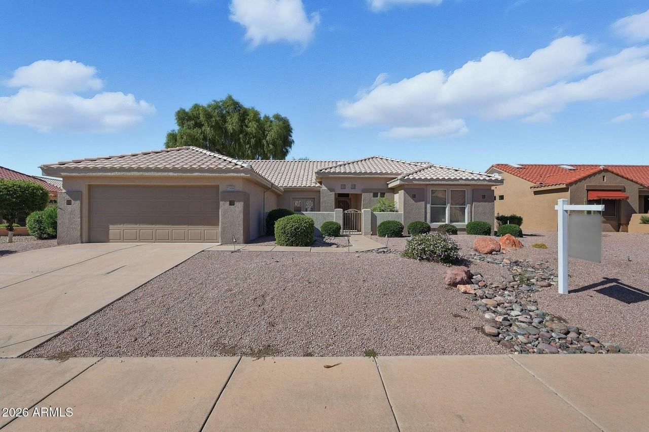 22408 N Las Vegas Dr - Photo 3 of 50