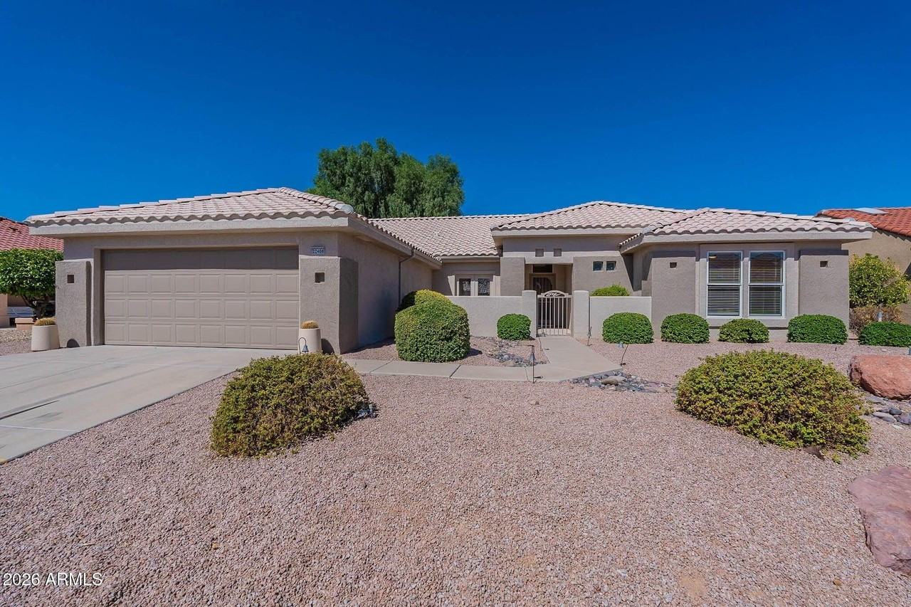 22408 N Las Vegas Dr - Photo 4 of 50