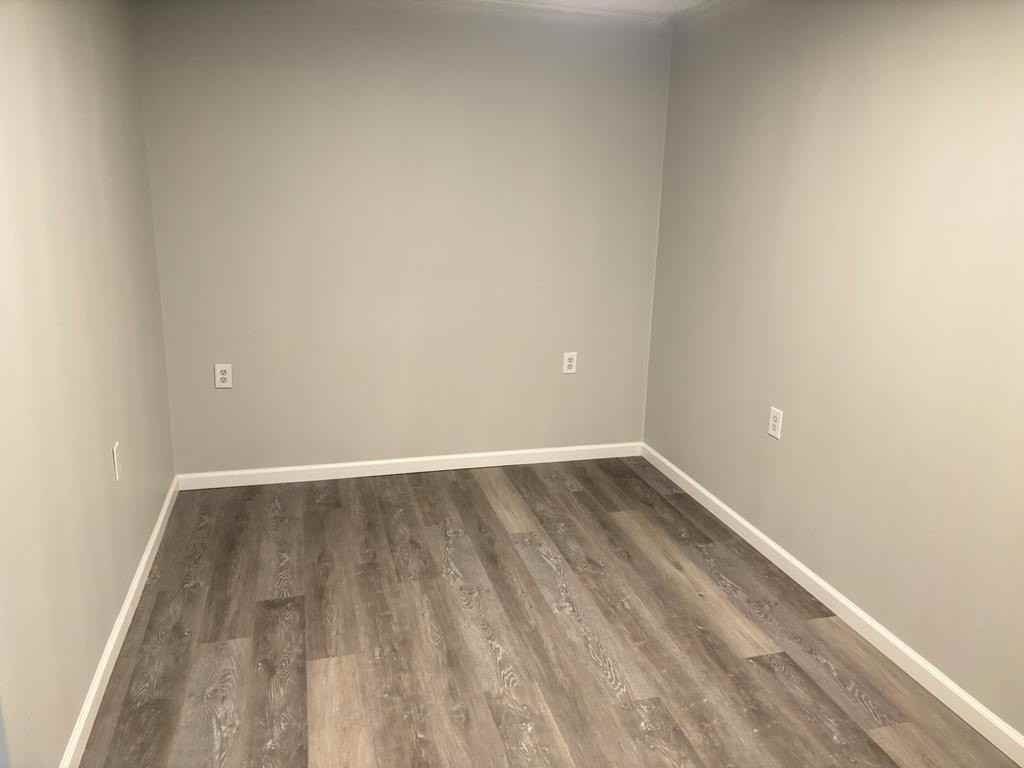 1369 Lawsonham Rd Apt 2 - Photo 6 of 10