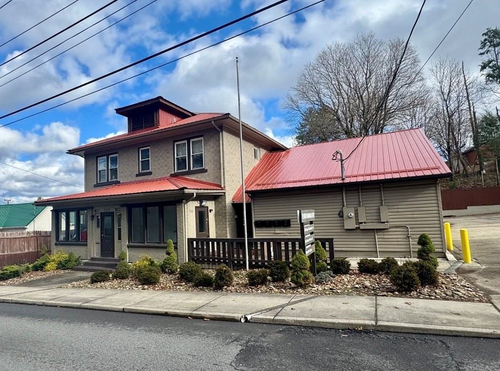 715 N Kanawha St - Photo 5 of 50