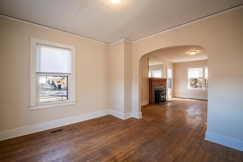 228B Crawford St - Photo 4 of 24