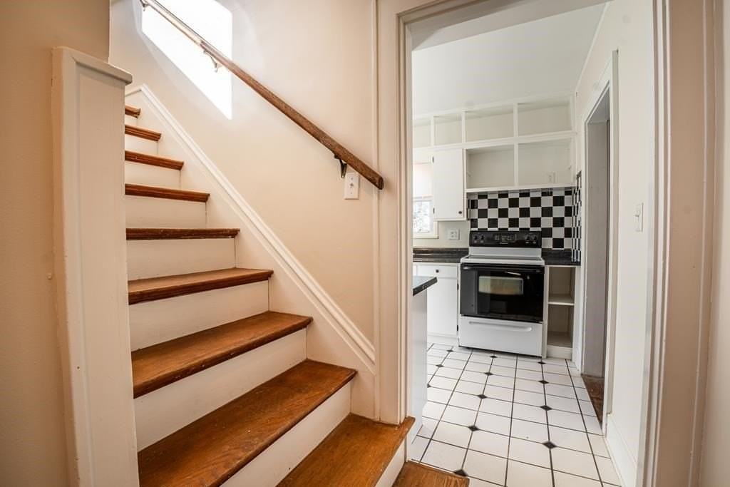 228B Crawford St - Photo 7 of 24