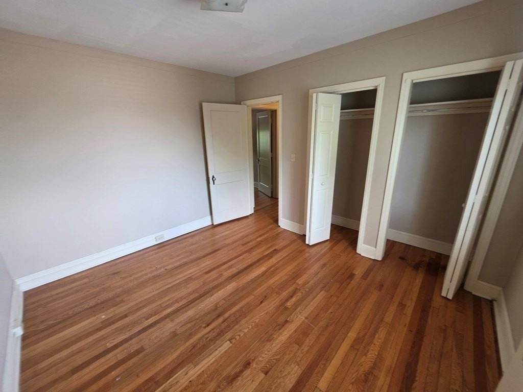 107 Virginia St - Photo 4 of 18