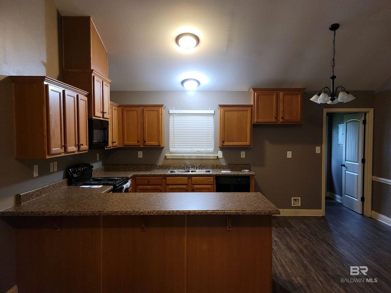 9530 Fox Hunter Ct W - Photo 3 of 13