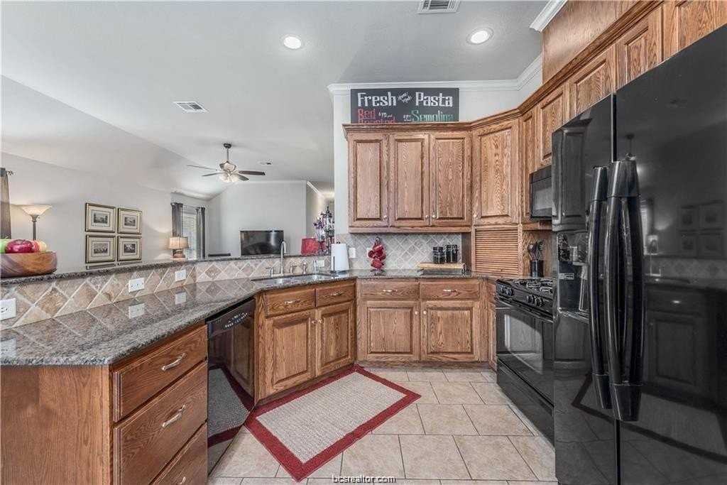 3800 Dove Hollow Ln - Photo 6 of 19