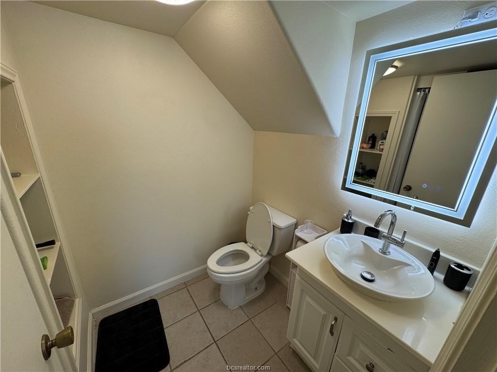 600 W Dexter Dr #A - Photo 7 of 13