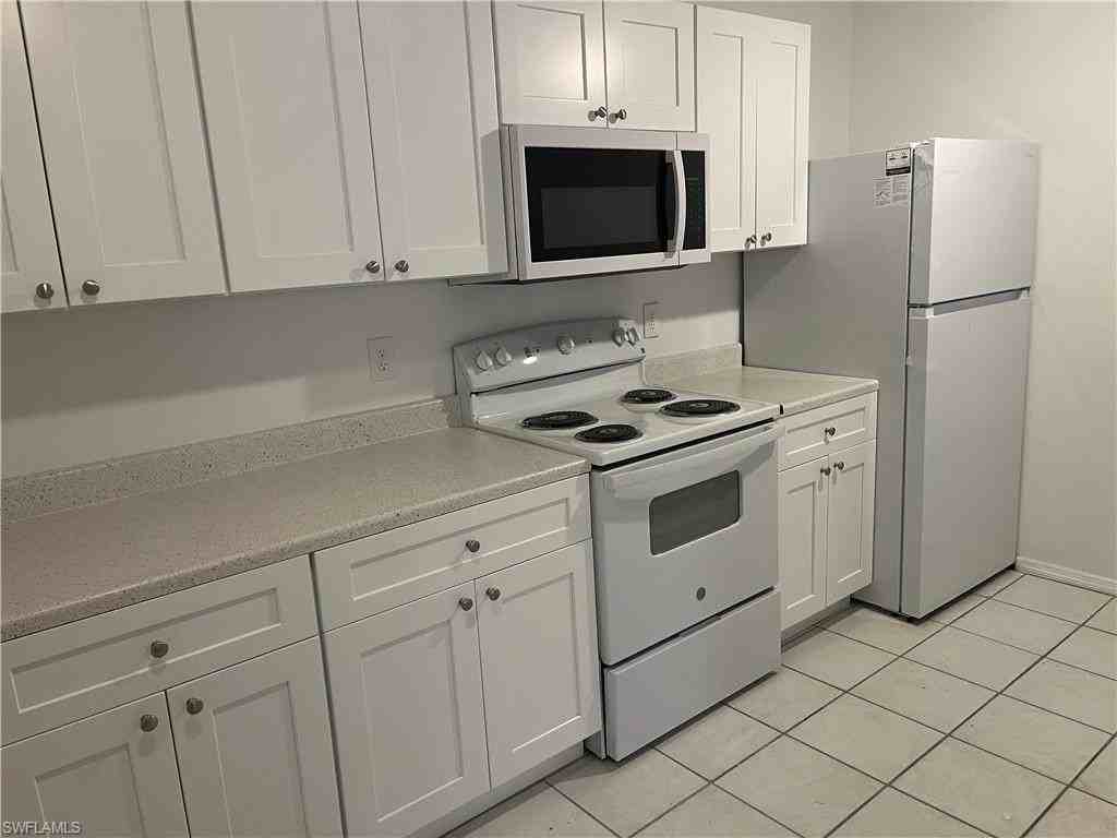 27501 Playa Del Rey Ln #503 - Photo 2 of 17