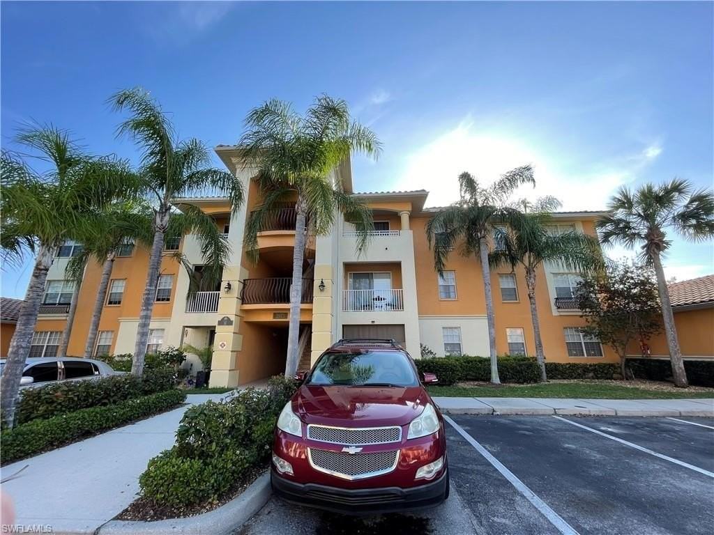 3973 Pomodoro Cir #304