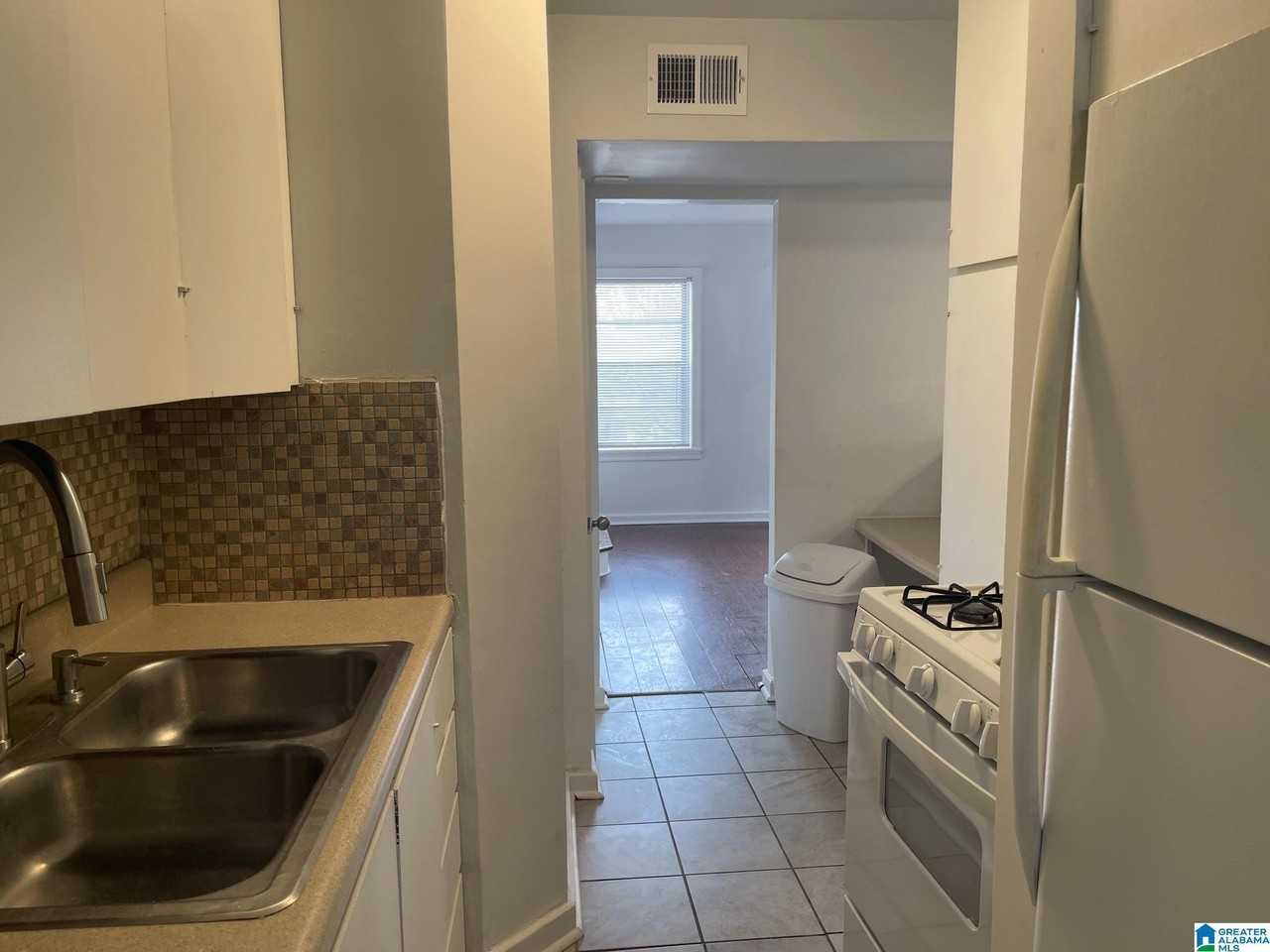 1740 Valley Ave #A - Photo 3 of 7