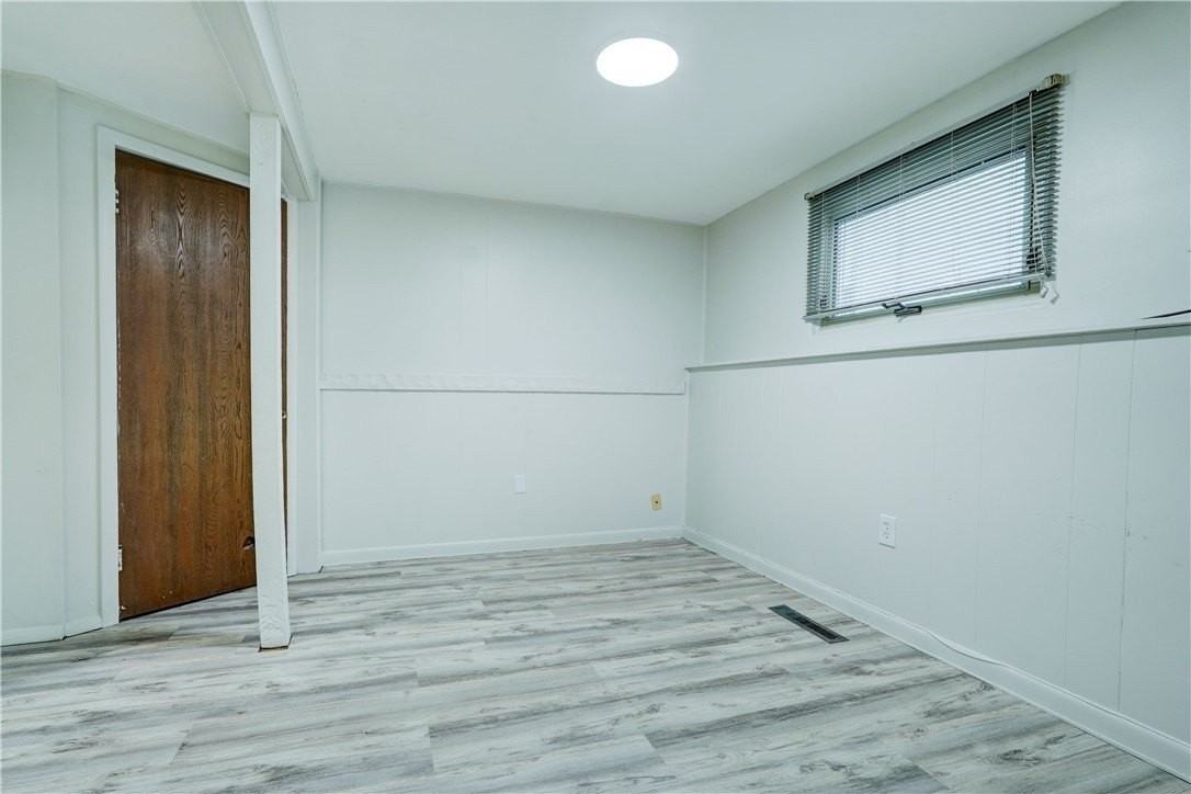 2233 Clifford Ave #3 - Photo 4 of 14