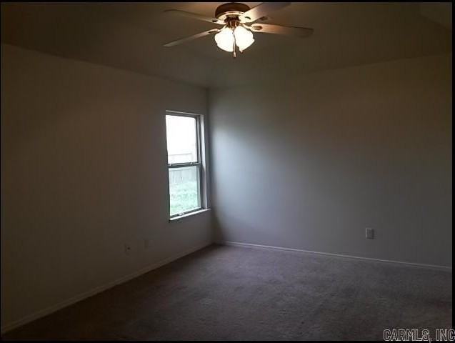 1101 Yarrow Dr - Photo 6 of 10