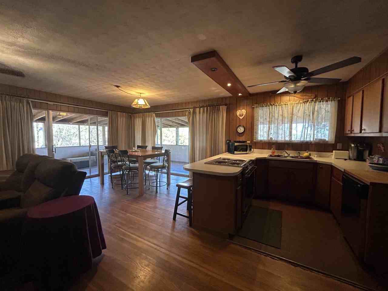 128 W Lakeshore Dr - Photo 6 of 23