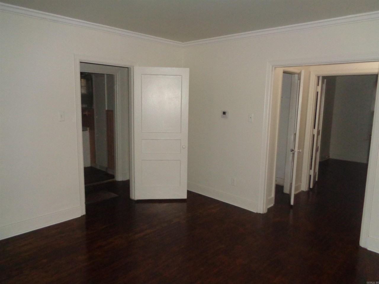 1701 Fair Park Blvd - Photo 6 of 14