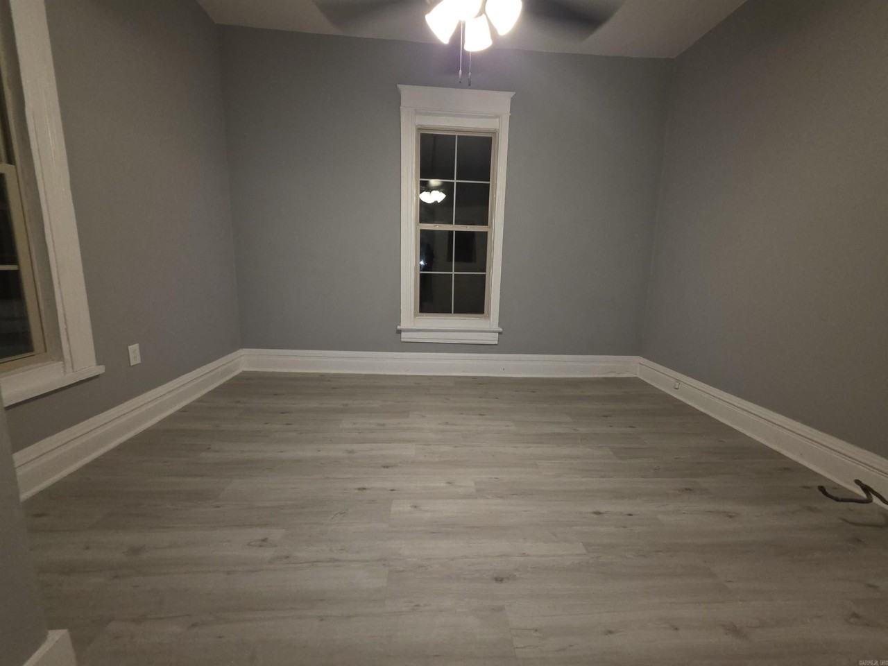 1300 W 10th St - Photo 2 of 15