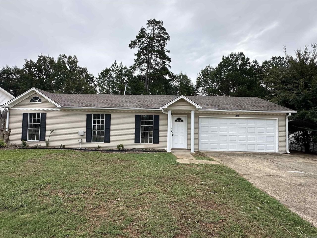 14025 Cottontail Ln - Photo 2 of 32