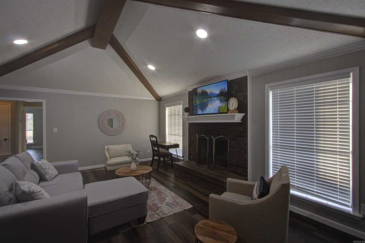 3516 Skyline Blvd - Photo 7 of 26