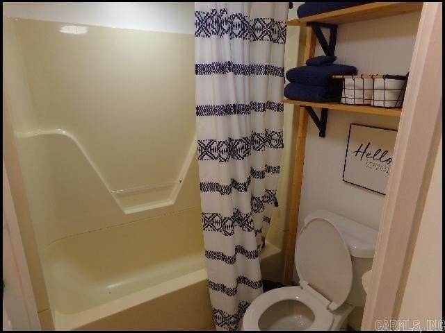 136 Catalina Cir - Photo 5 of 23