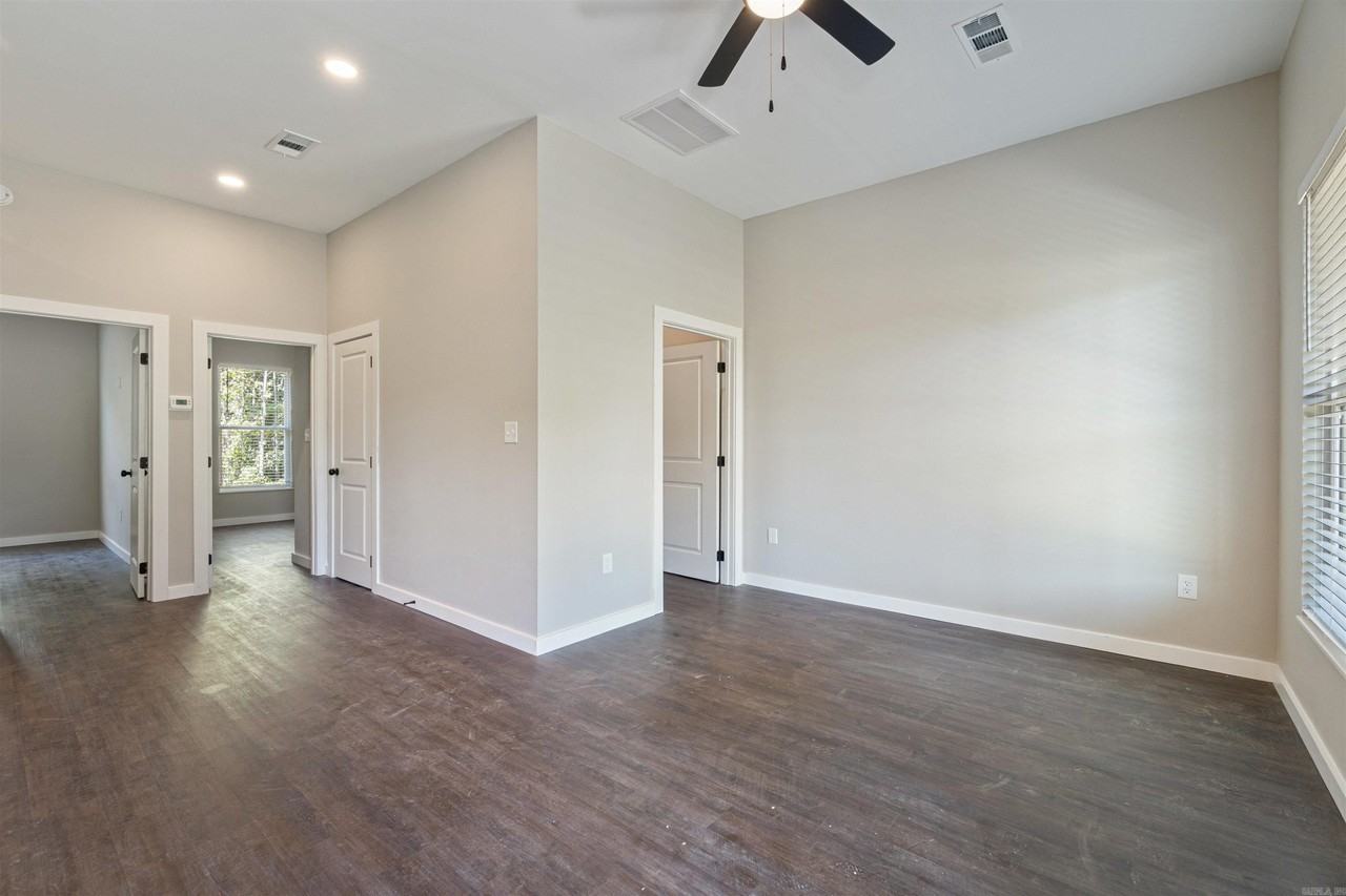 3503 S Chatfield Rd - Photo 5 of 13