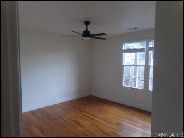 2318 Louisiana St - Photo 7 of 11