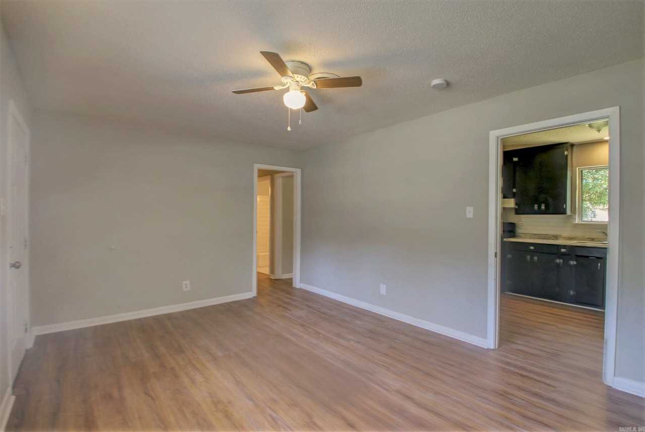 7326 Milford Dr - Photo 2 of 14