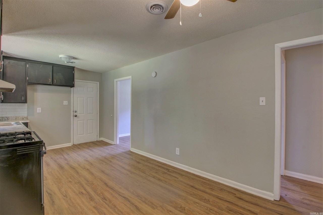 7326 Milford Dr - Photo 5 of 14